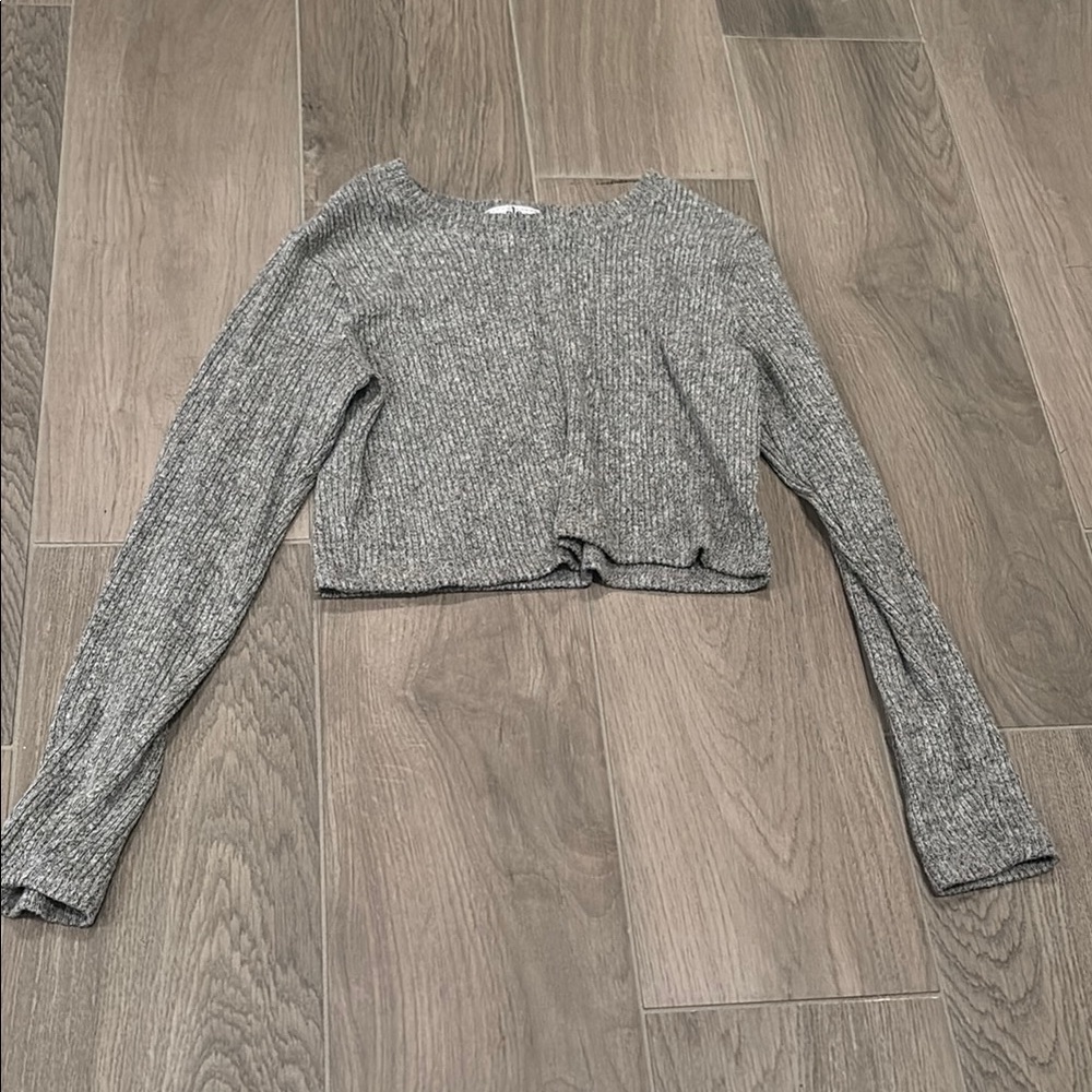 SlS Apparel Girls Cropped Gray Long Sleeve Size M